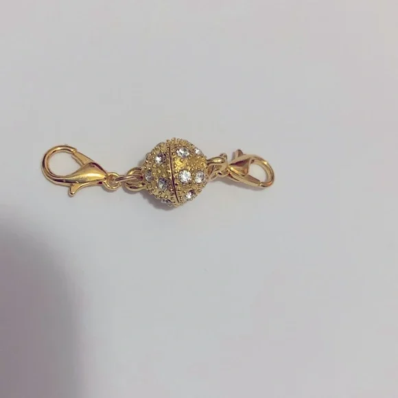 2 Magnetic Clasp For Easily Close/Open Necklace Or Bracelet.Gold color & Silver - Picture 3 of 13